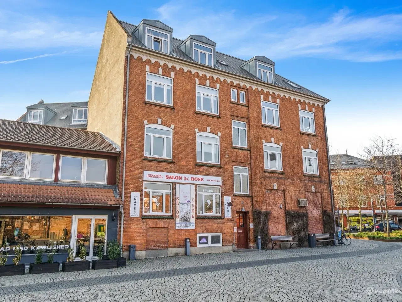 Billede 17 - Lyst, herskabeligt erhvervslejemål