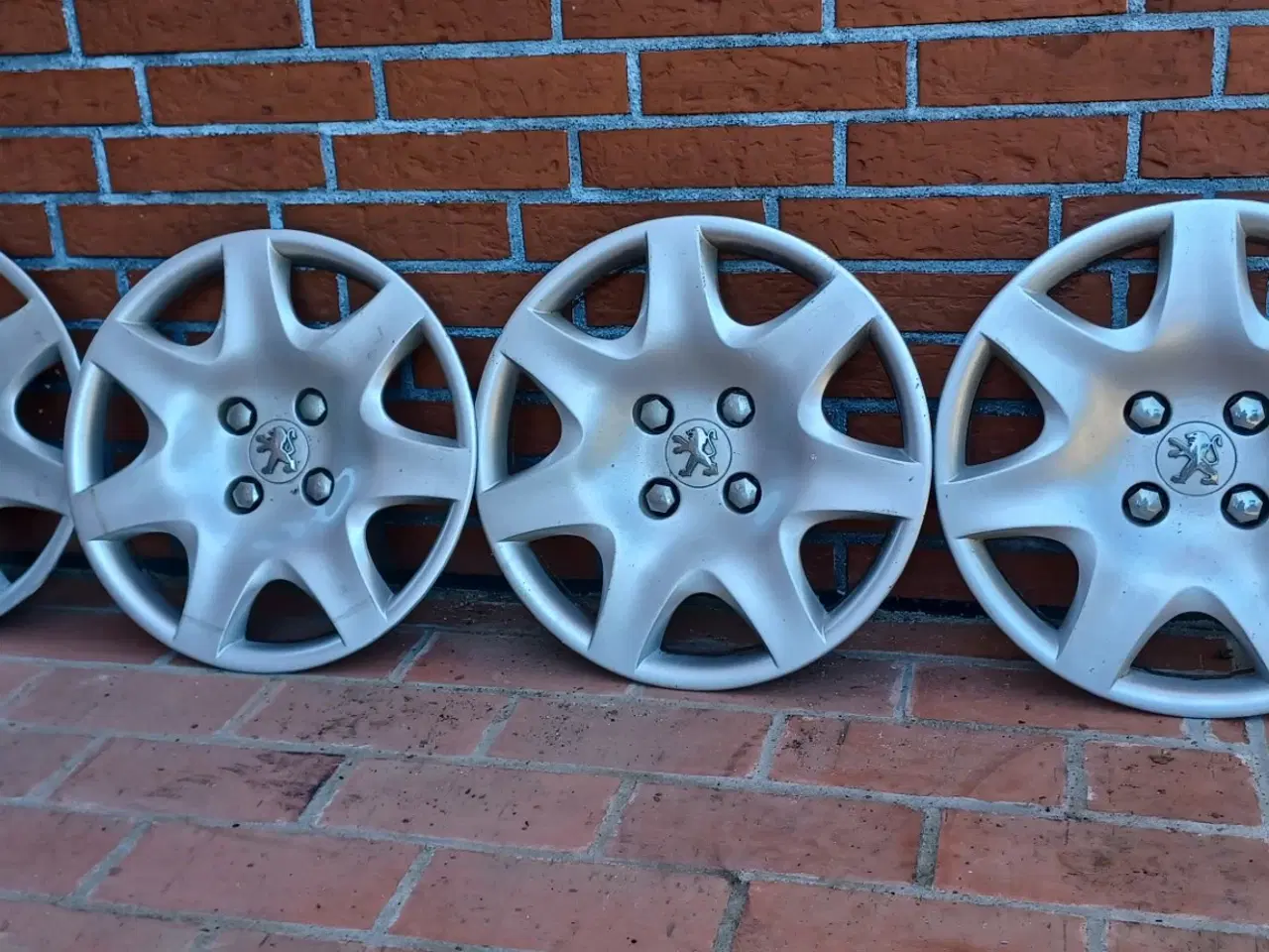 Billede 2 - Hjulkapsler, 15", Peugeot Logo.