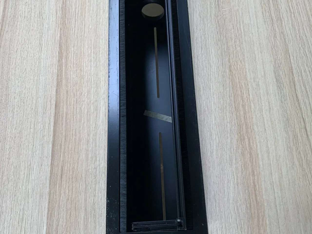 Billede 4 - Kinnarps Nexus Højbord – Natur/Sort Stel 200x100x90