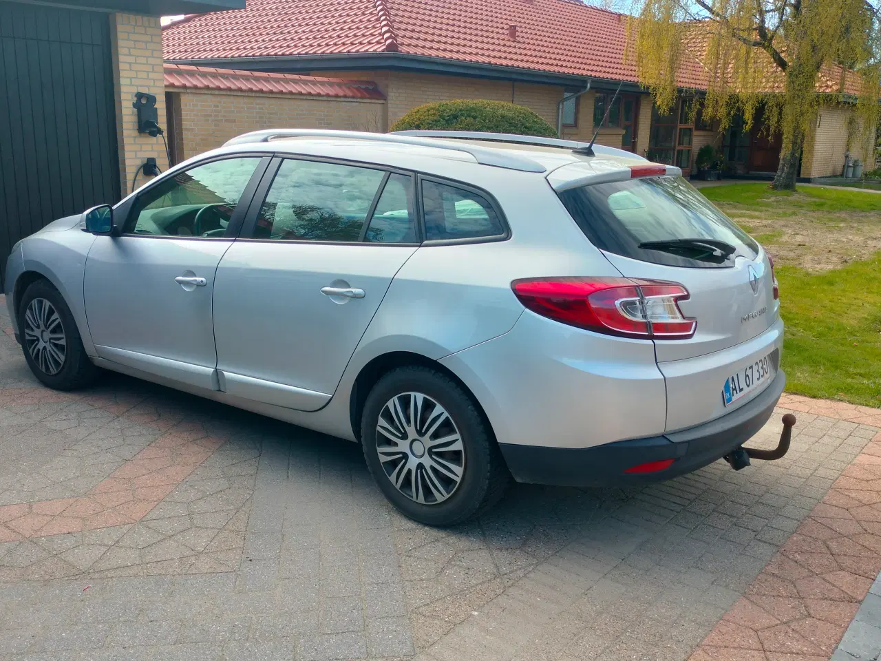 Billede 3 - Renault Megane III 1.5 dCi 110 - Lav vægtafgift 