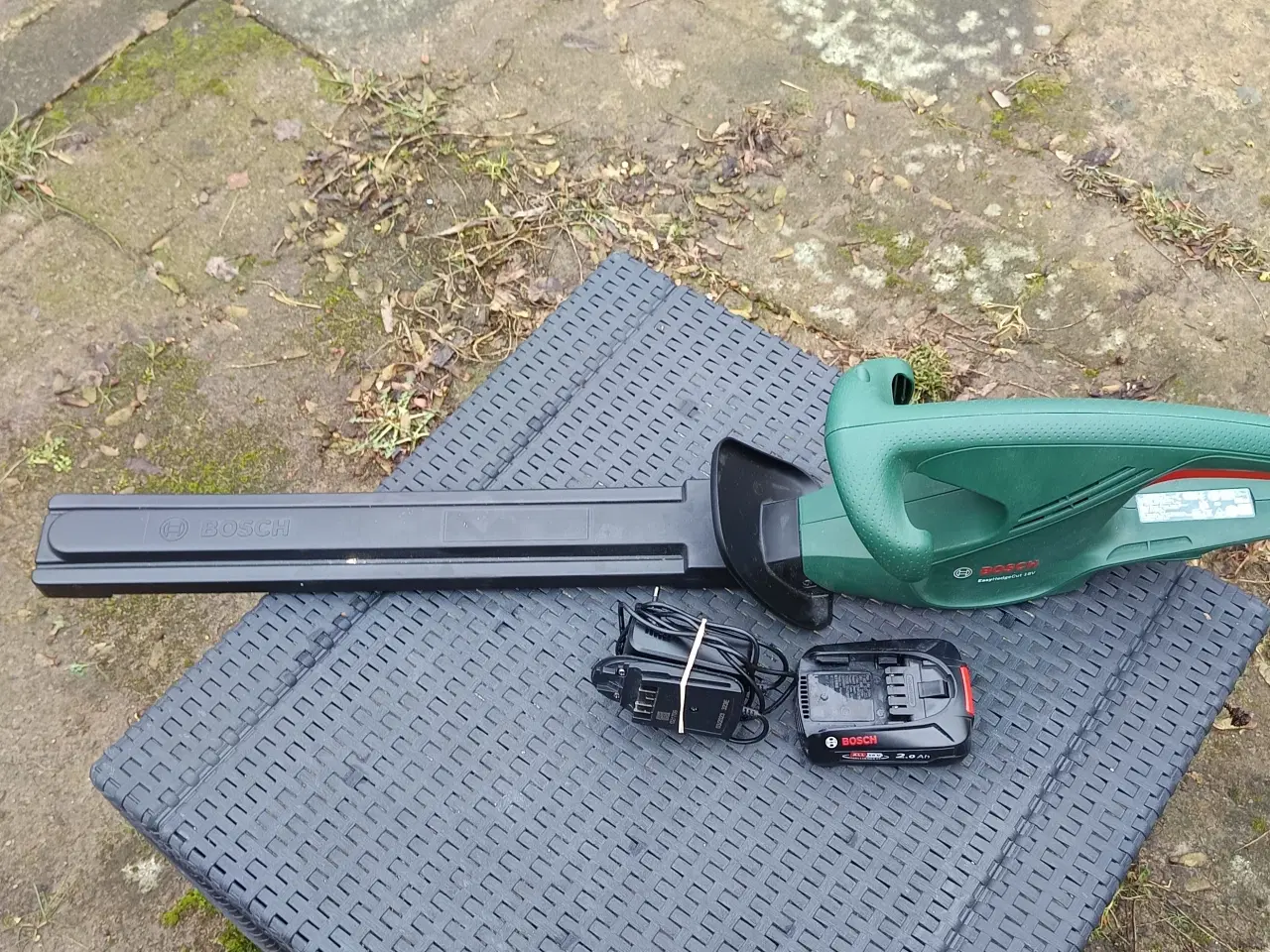 Billede 4 - Bosch Hækkeklipper Easy 18V 45 cm 