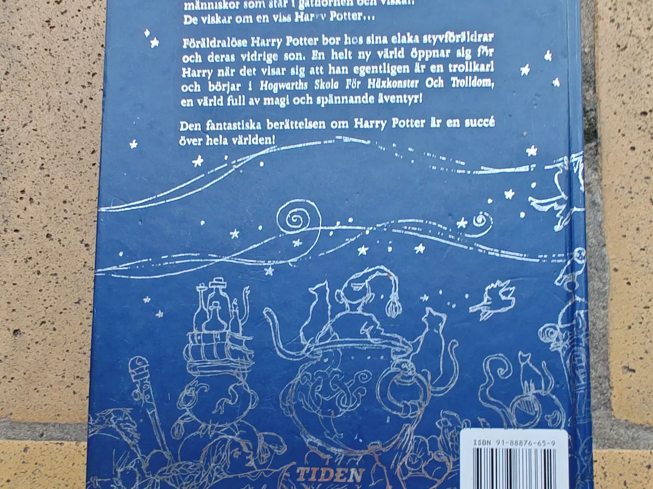 Billede 2 - Harry Potter och De Vises Sten BOG