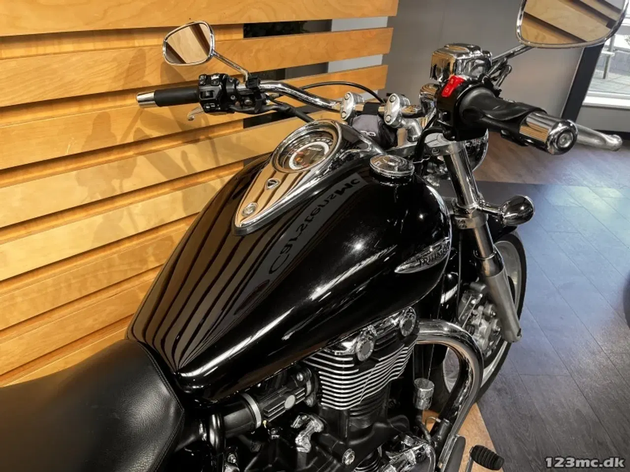 Billede 4 - Triumph Thunderbird
