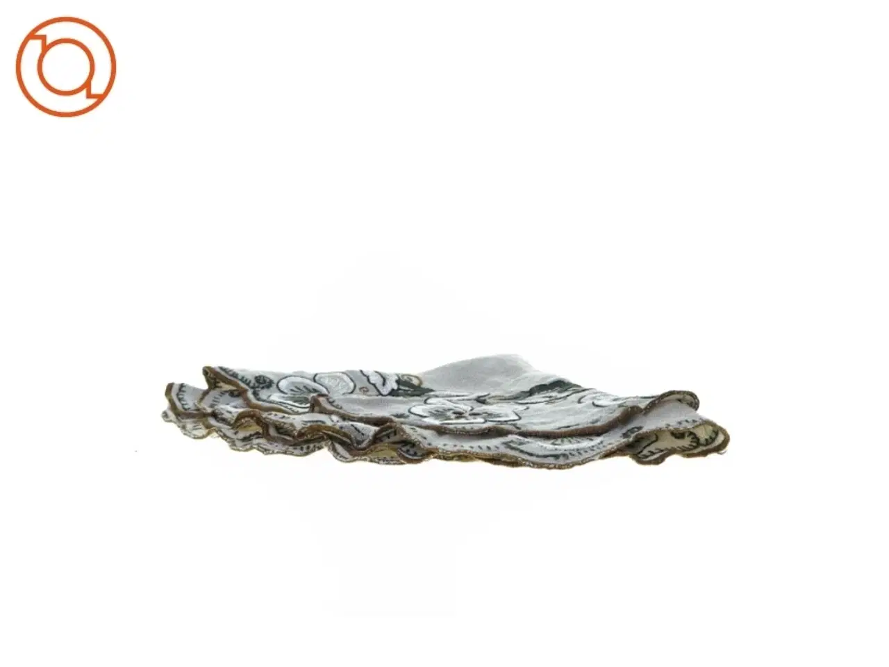 Billede 4 - Dug med broderi (str. 70 cm)