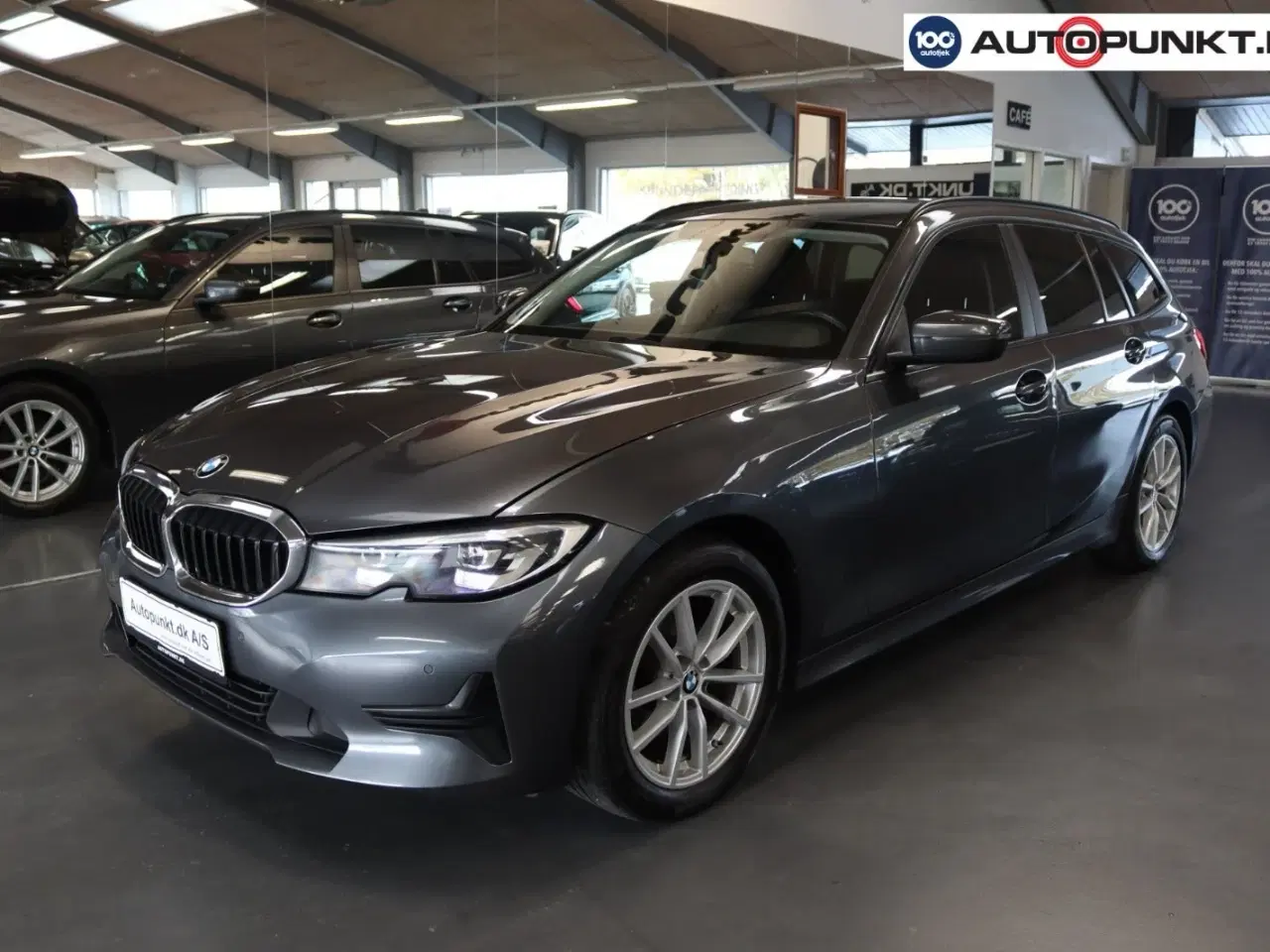 Billede 1 - BMW 320d 2,0 Touring Connected xDrive aut.