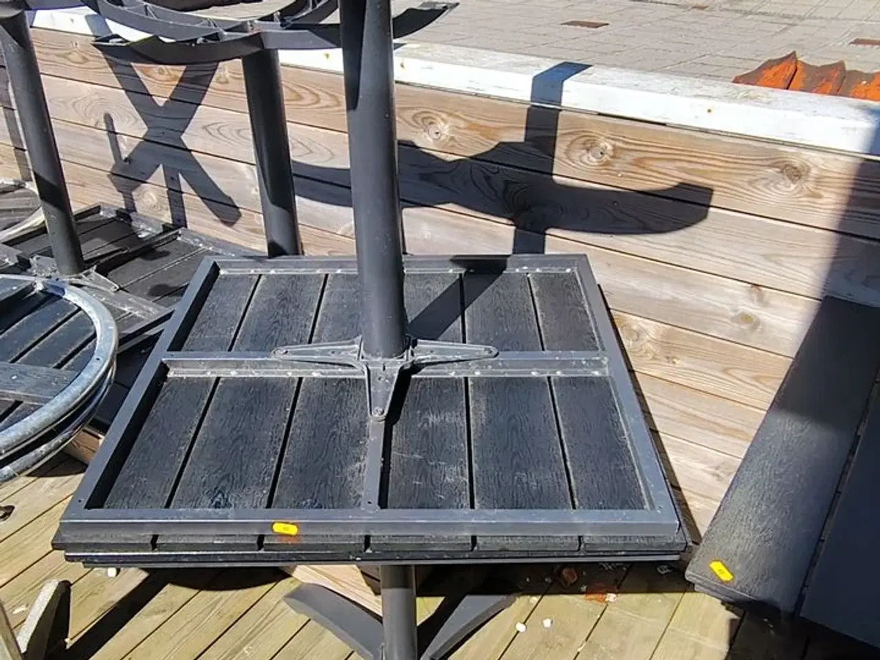 Billede 2 - Fem sorte caféborde