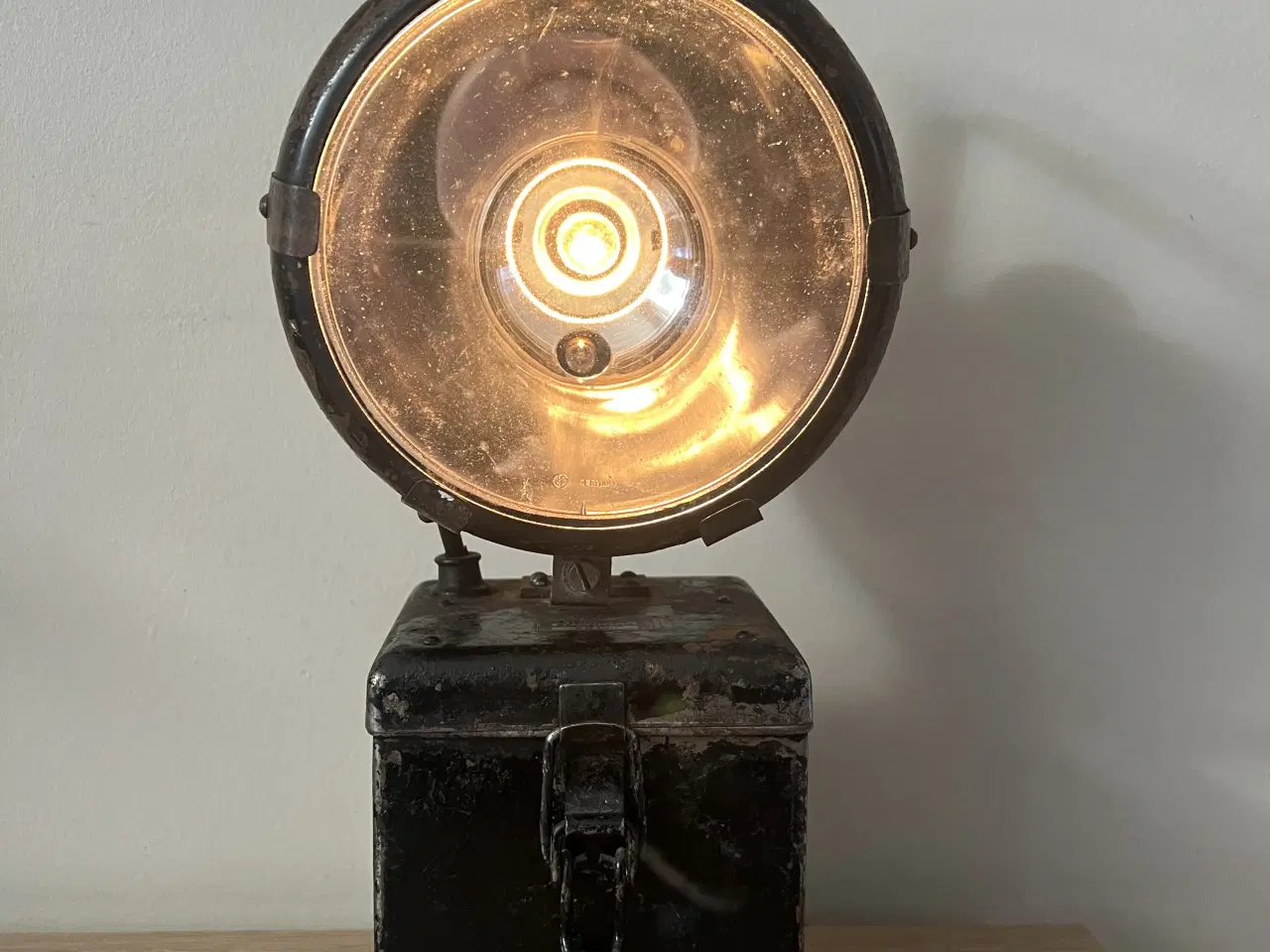 Billede 4 - Original Eisemann industrilampe fra 1930-50’eene