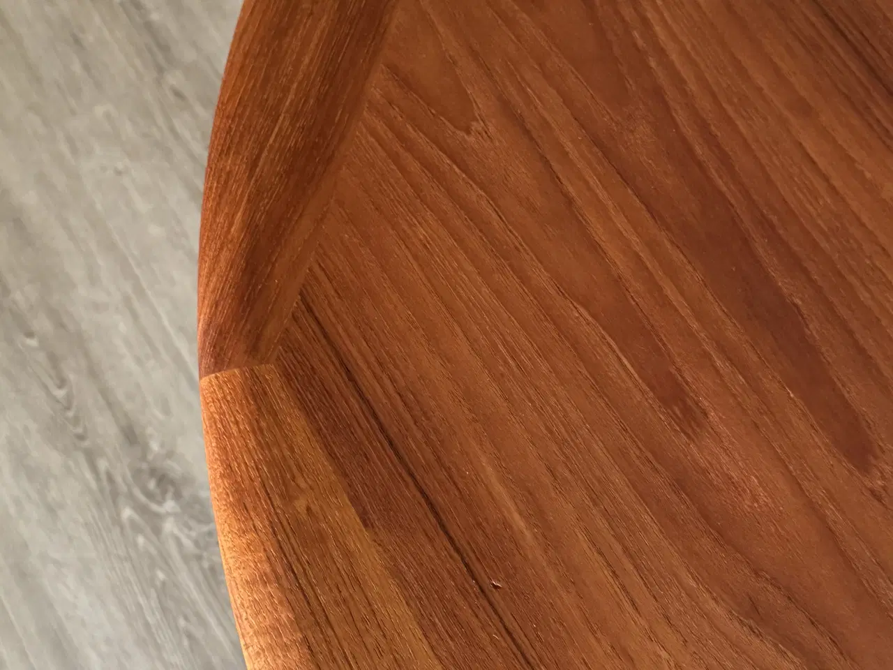 Billede 3 - Rundt teak spisebord m/3 tillægsplader