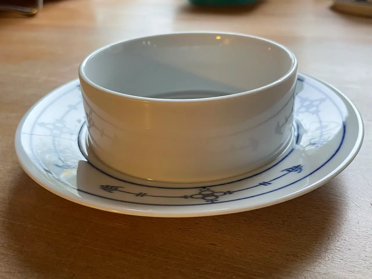 Billede 1 - Fattigmands musselmalet Jæger