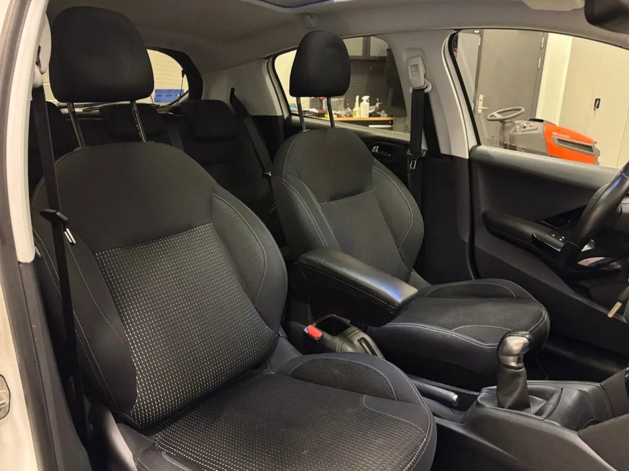 Billede 14 - Peugeot 208 1,6 BlueHDi 100 Desire Sky