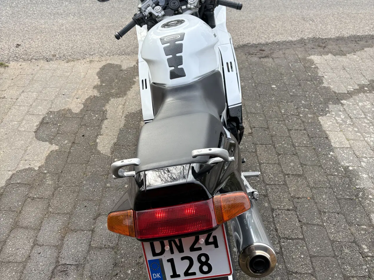 Billede 7 - VFR750 rc36