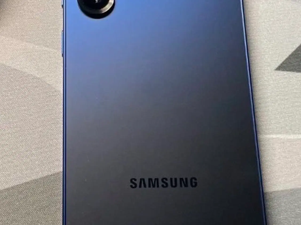 Billede 3 - Samsung Galaxy S25 - Næsten som ny