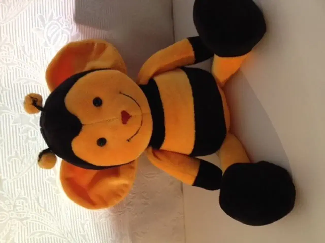 Billede 2 - En bi