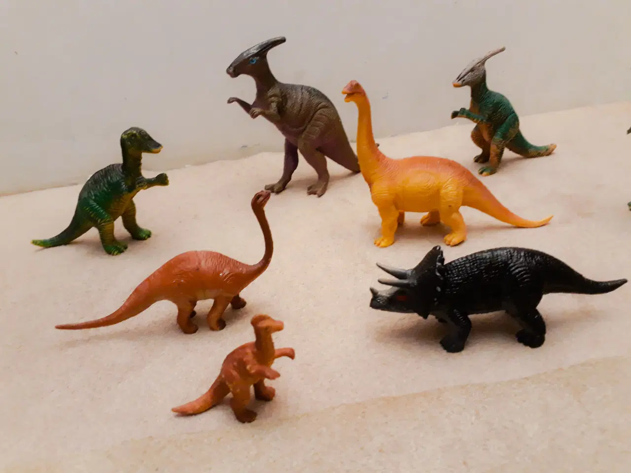 Billede 6 - 17 Dinosaur Figurer 