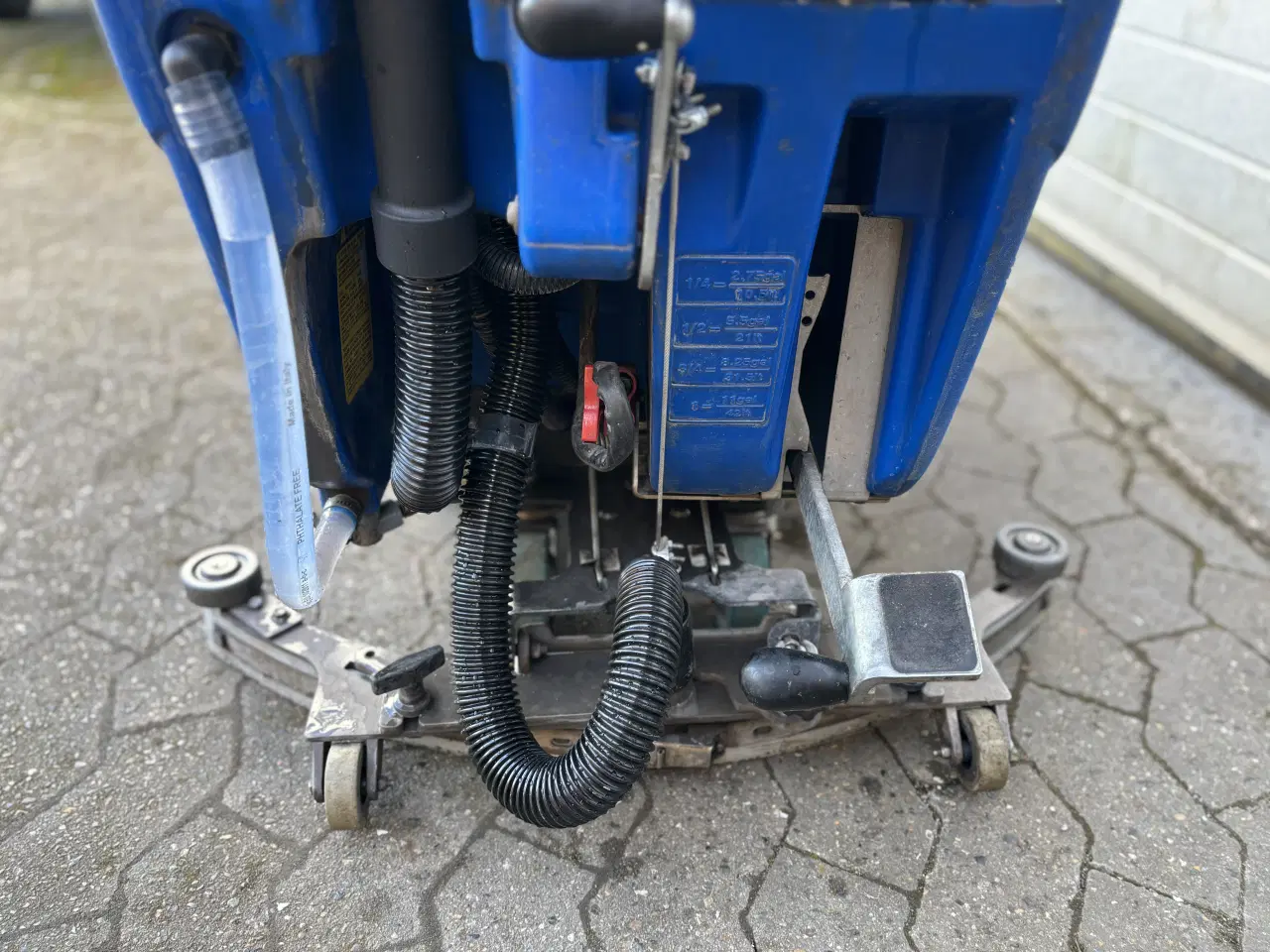 Billede 8 - Gulvvasker Nilfisk Scrubtec 553 BL Combi