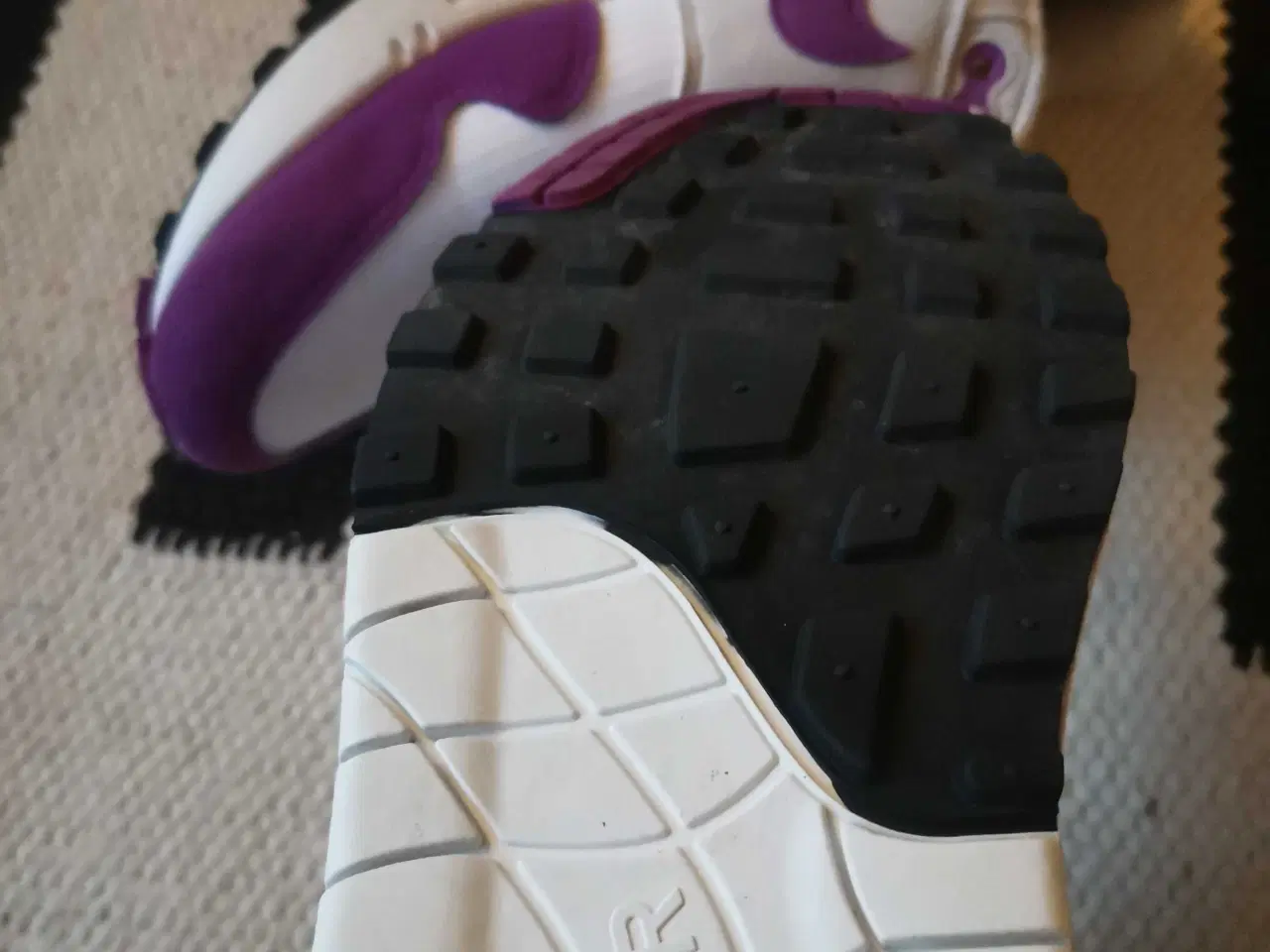 Billede 3 - Som ny, Nike Air Max 1, 750kr🌸