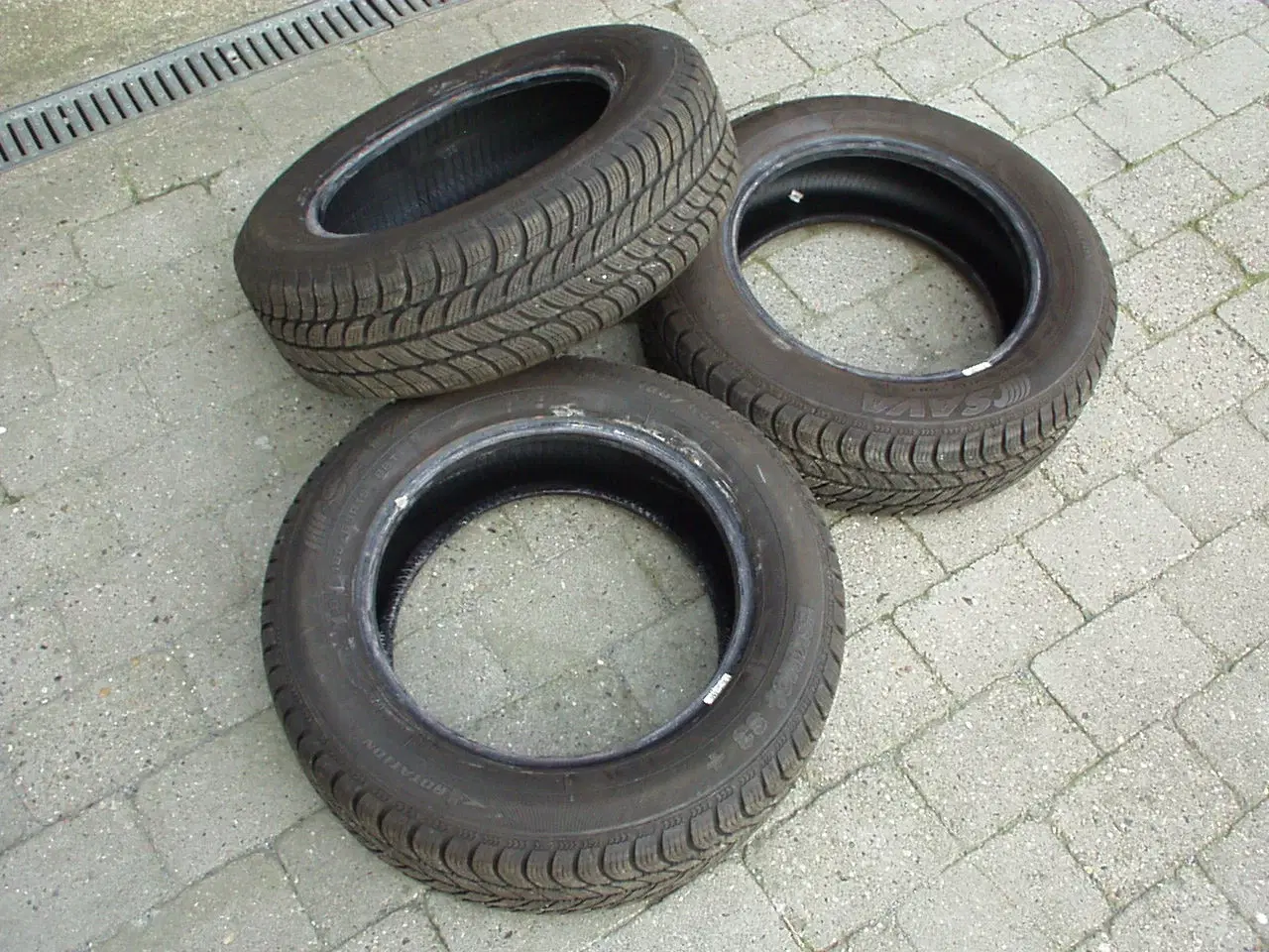 Billede 1 - 3 stk vinterdæk. 185-65-15