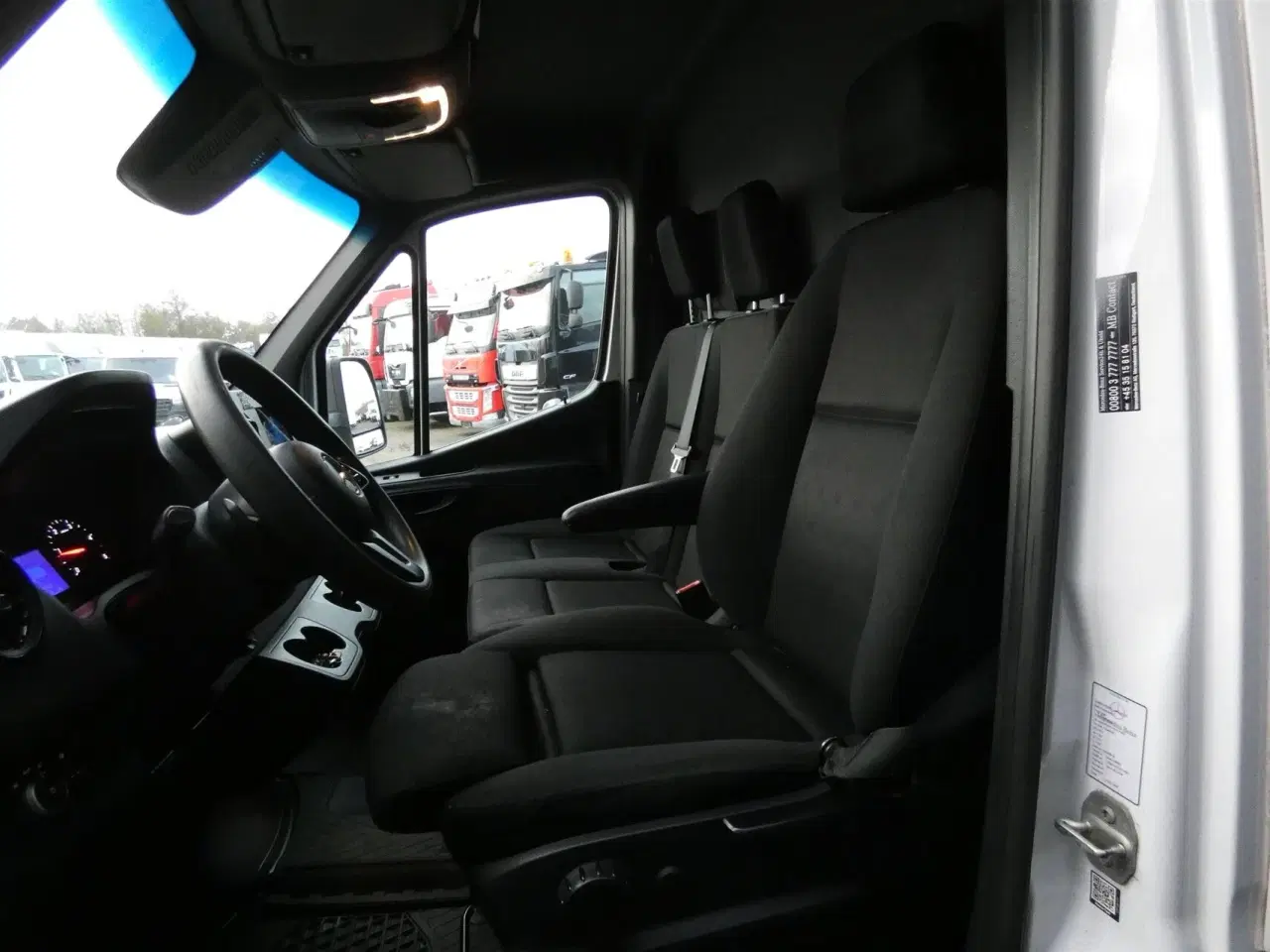 Billede 9 - Mercedes-Benz Sprinter 317 2,0 CDI Alu.kasse m./lift RWD 9G-Tronic 170HK Ladv./Chas. Aut.