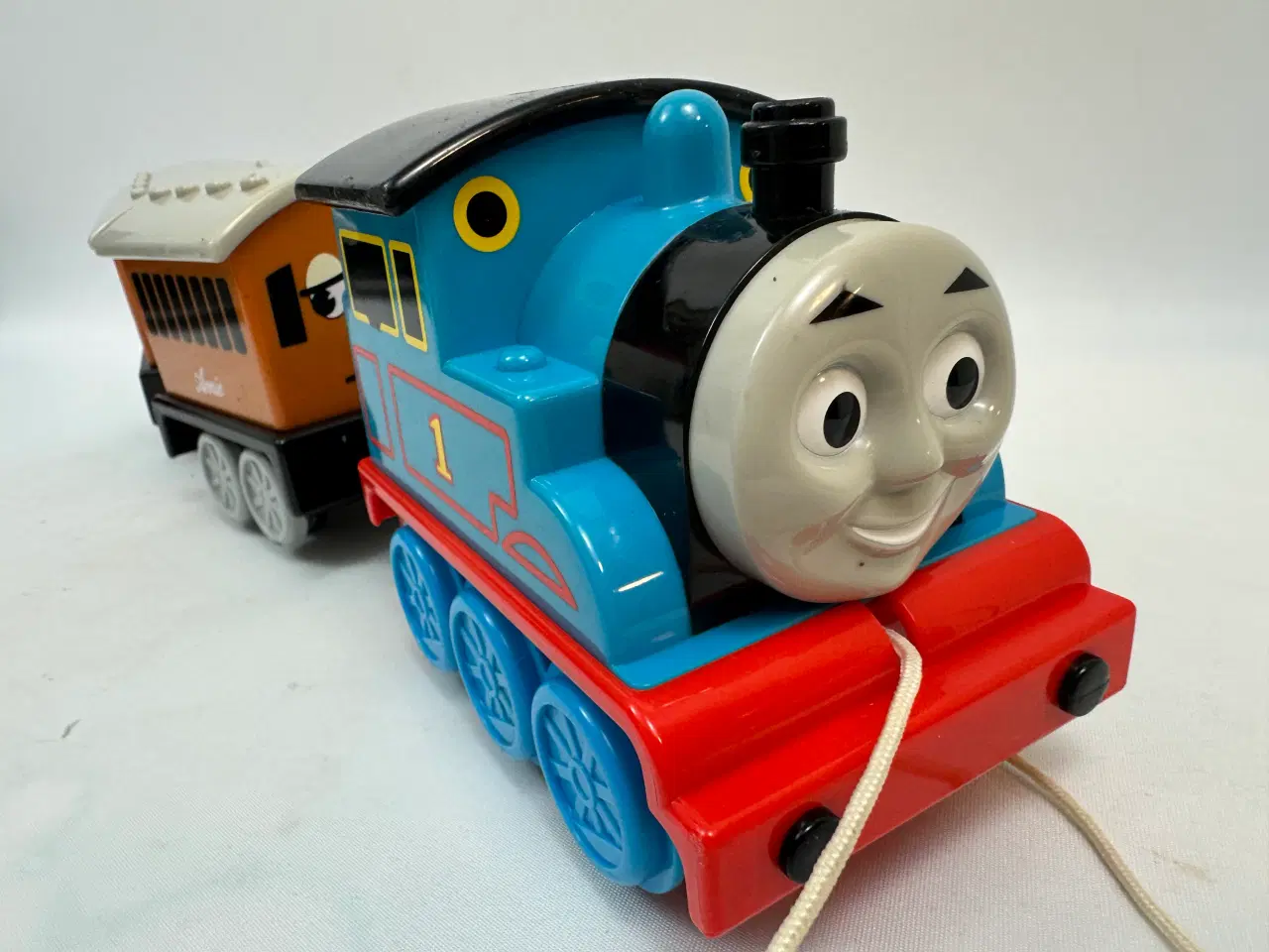 Billede 7 - Thomas Tog + tilhørende vogne