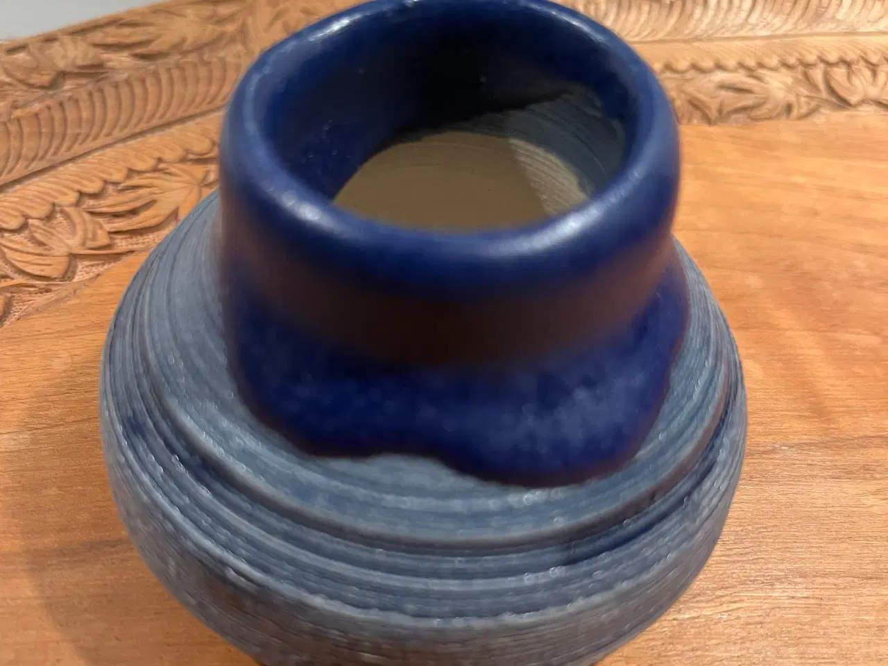 Billede 1 - Vintage vase - lille - med signatur LAI