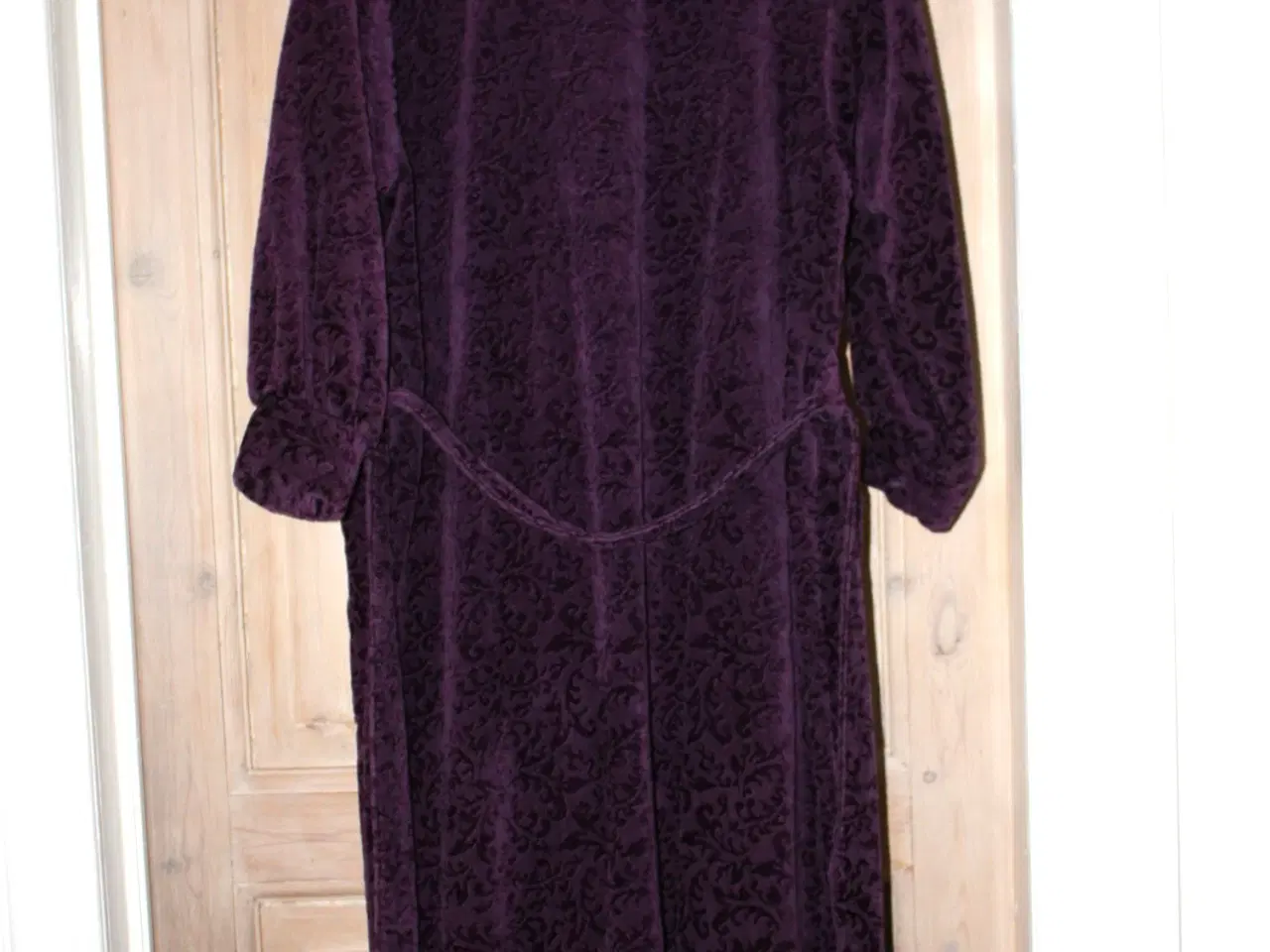 Billede 2 - Morgenkåbe Vanilla str. S farver lilla 67 % bomuld