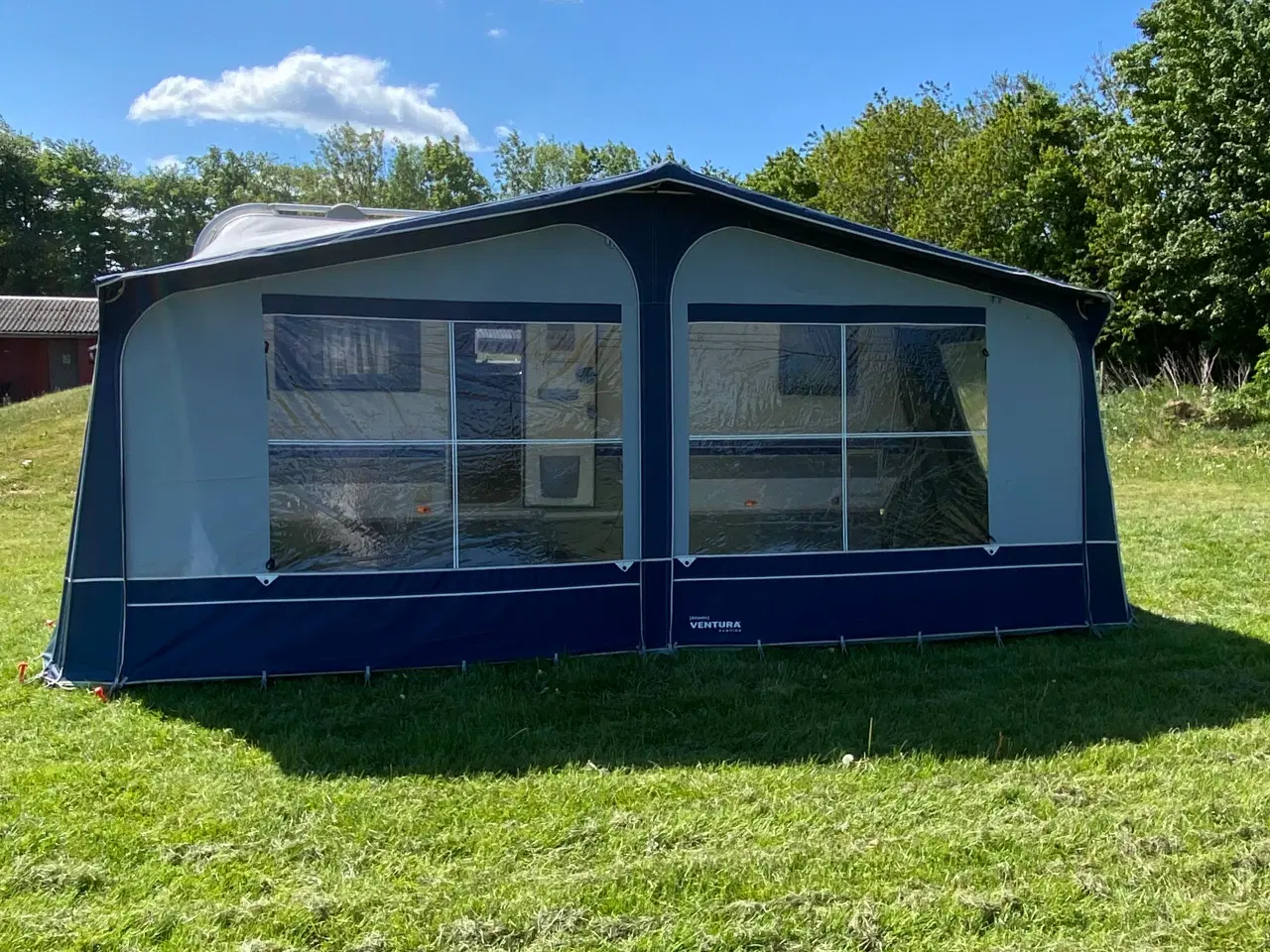 Billede 2 - Campingvogn Hobby UFE 495 årh 2006 