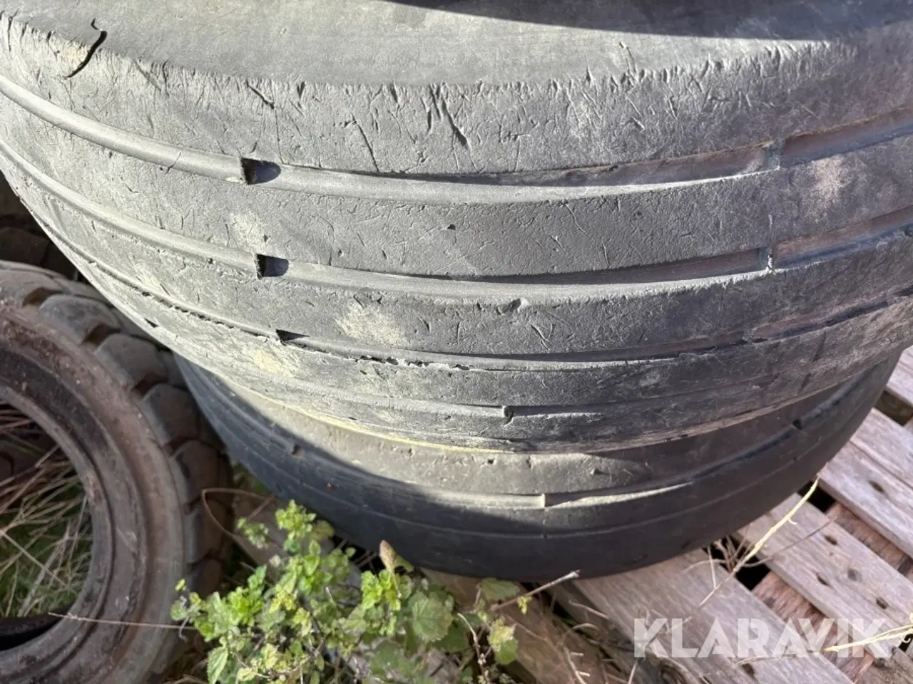 Billede 12 - Dæk 15/70-18 3 styk