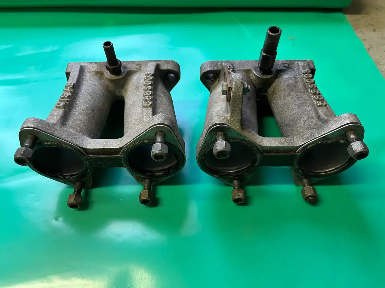 Billede 2 - Volvo B20 indsugninger