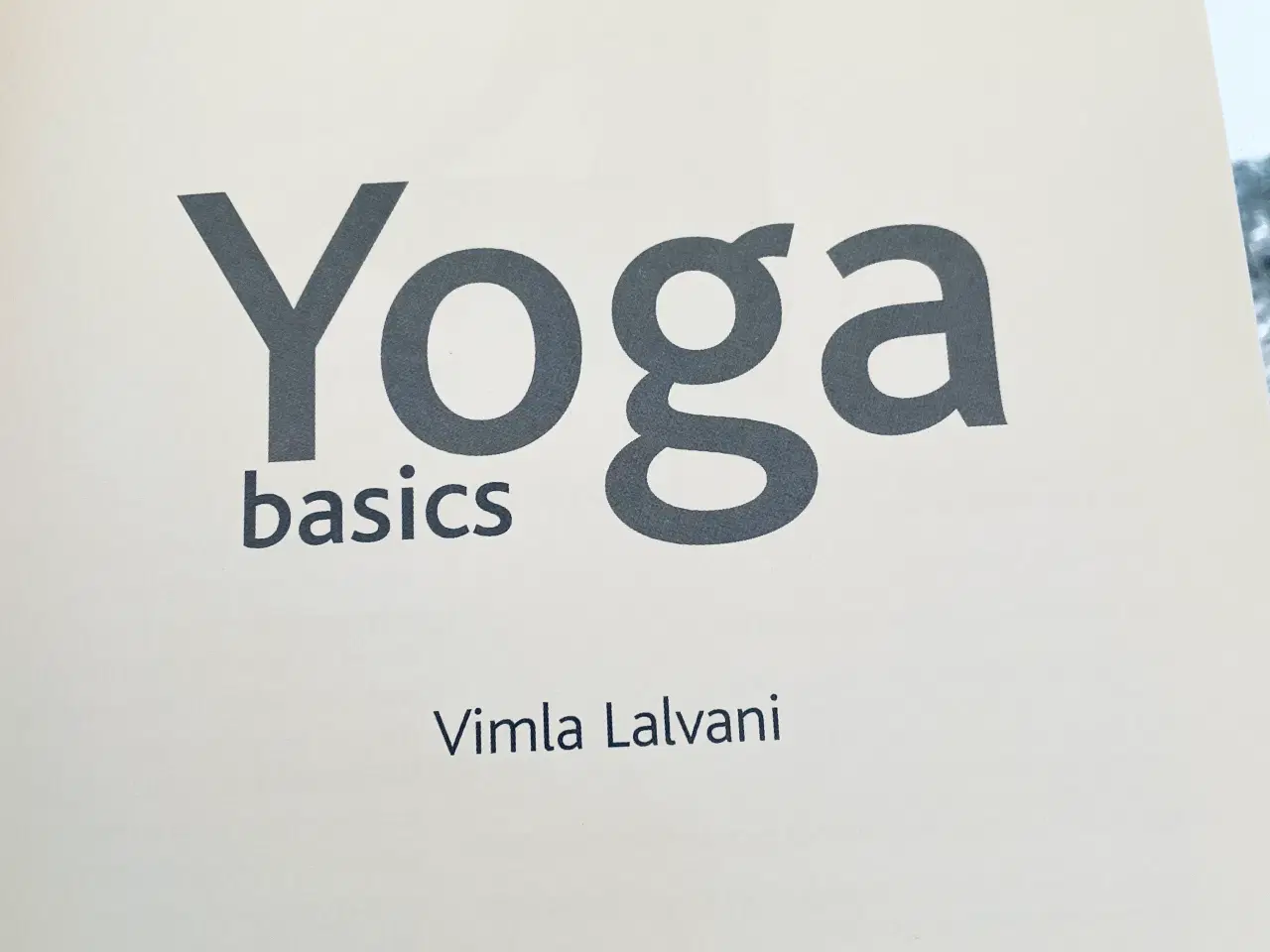 Billede 8 - Yoga basic engelsk - god begynder bog
