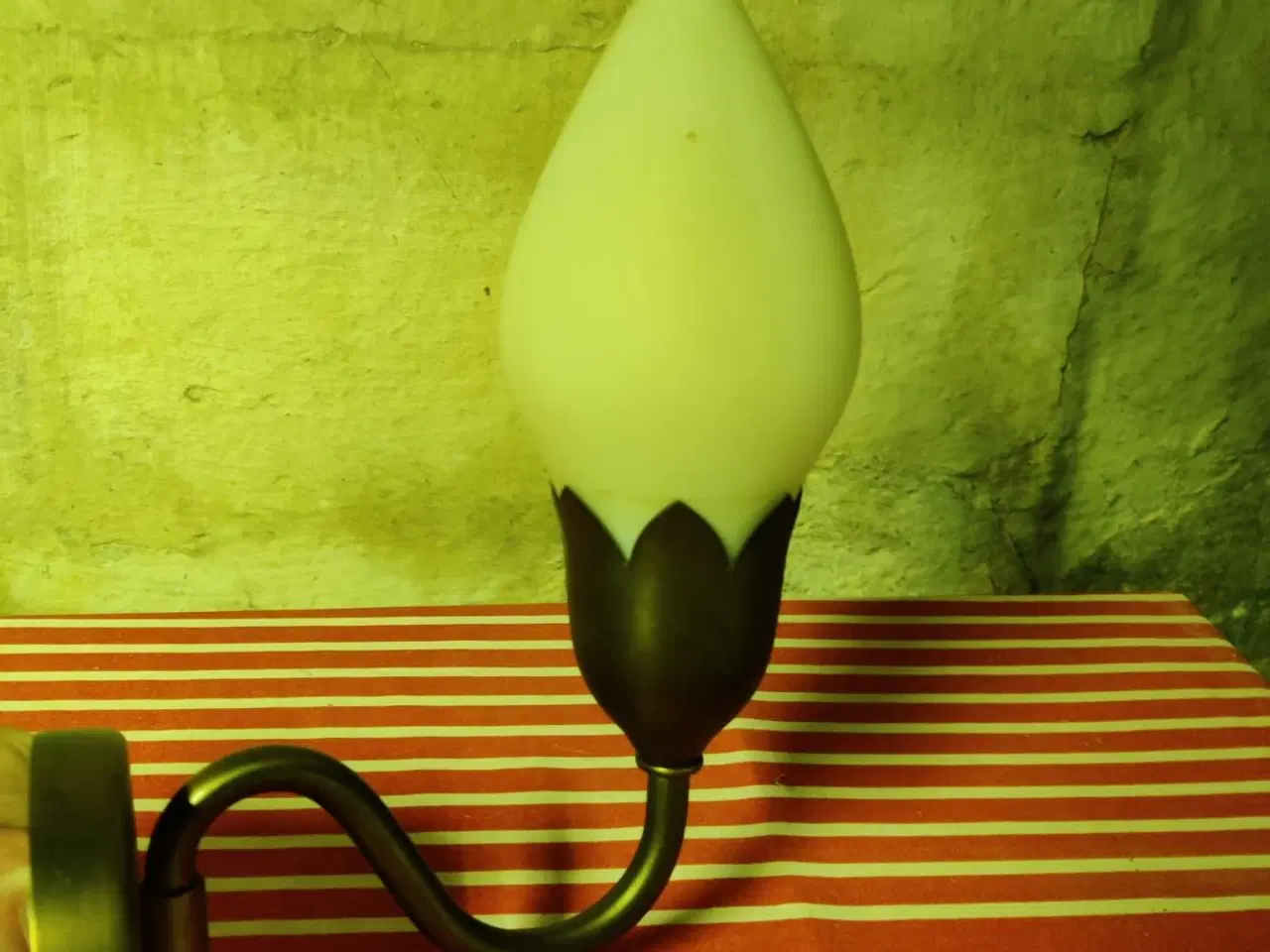 Billede 1 - Tulipan lampe