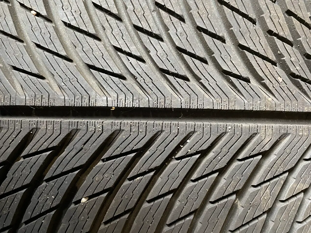 Billede 3 - 21 Michelin 295/40r21 Ref.W-1 vinter