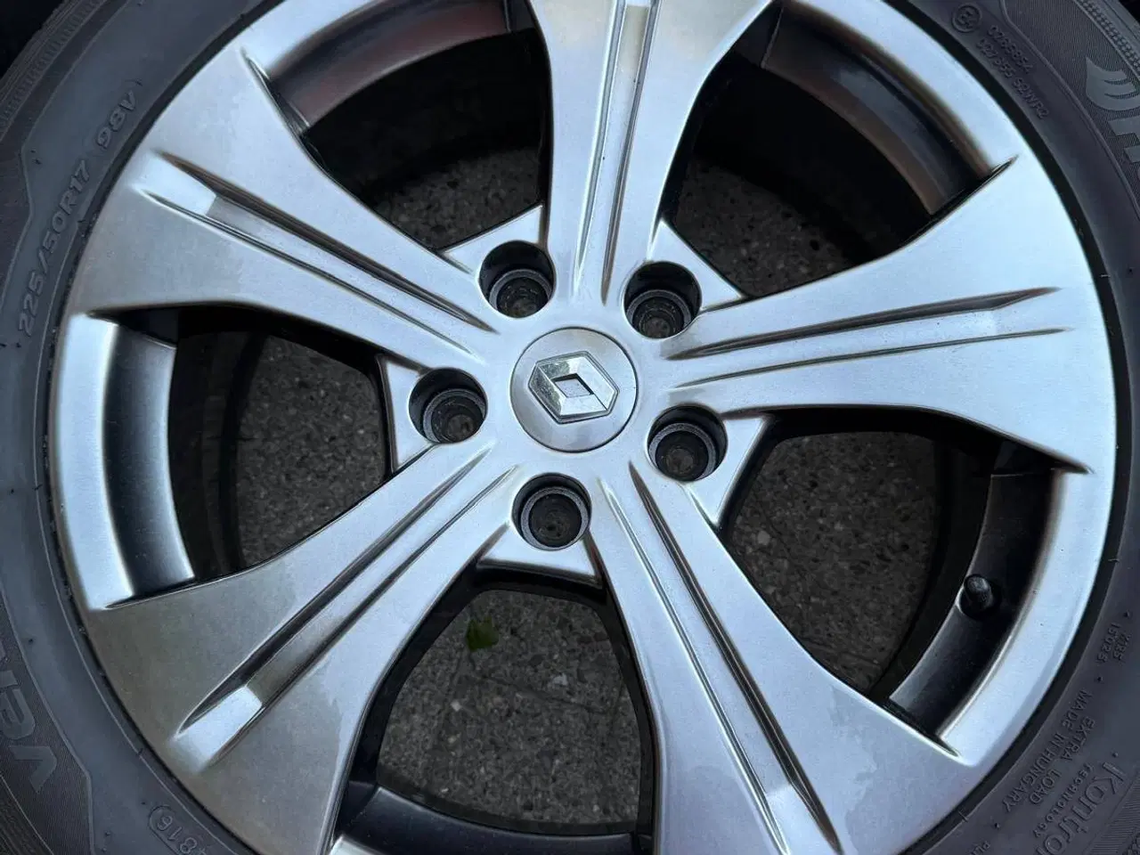 Billede 5 - Renault alufælge 17” 