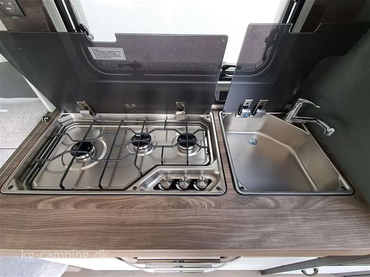 Billede 8 - 2025 - Hobby Excellent Edition 540 UL   Velindrettet vogn - enkeltsenge med sengeudvidelse - Kan opvejes til 1800 kg.