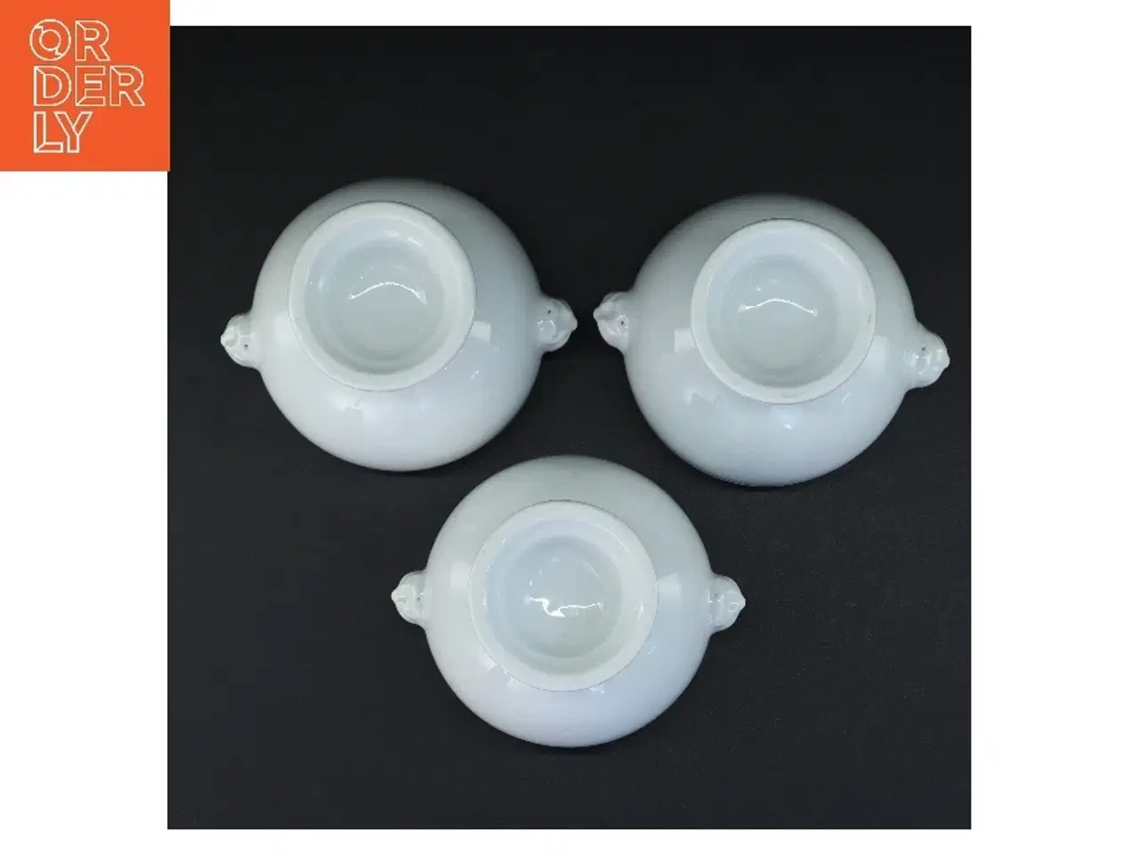 Billede 3 - Hvide porcelænsskåle med håndtag (str. 9,5 x 14 x 12 cm)