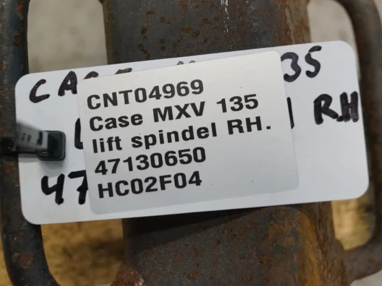 Billede 2 - Case MXU 135 R.H. Liftspindel 47130650