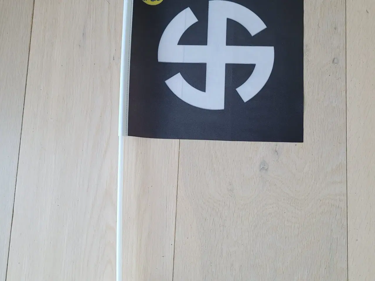 Billede 4 - Danmark WW2 mini flag