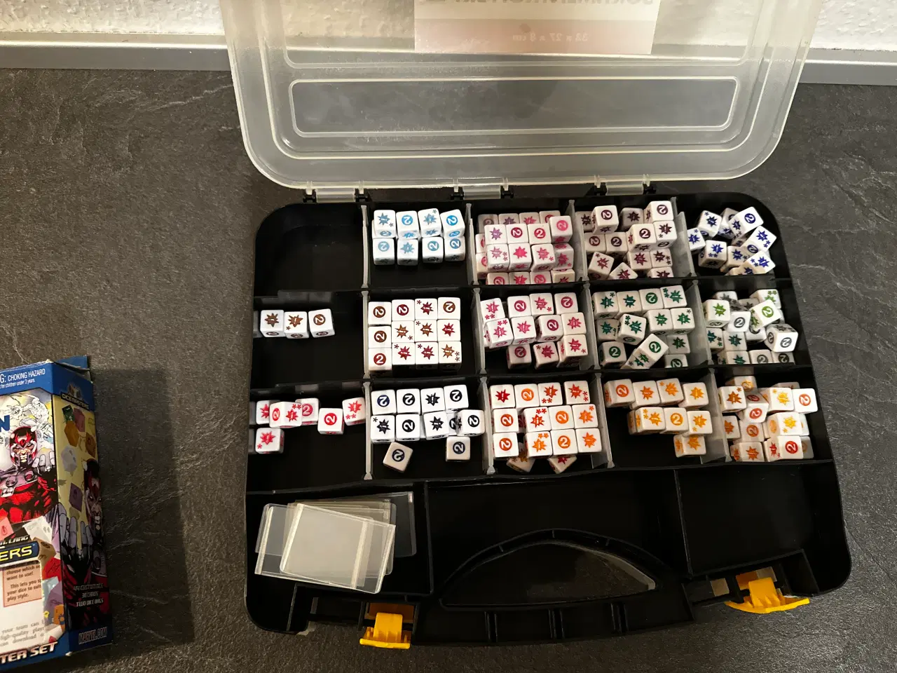 Billede 4 - Dice Masters, enorm samling.