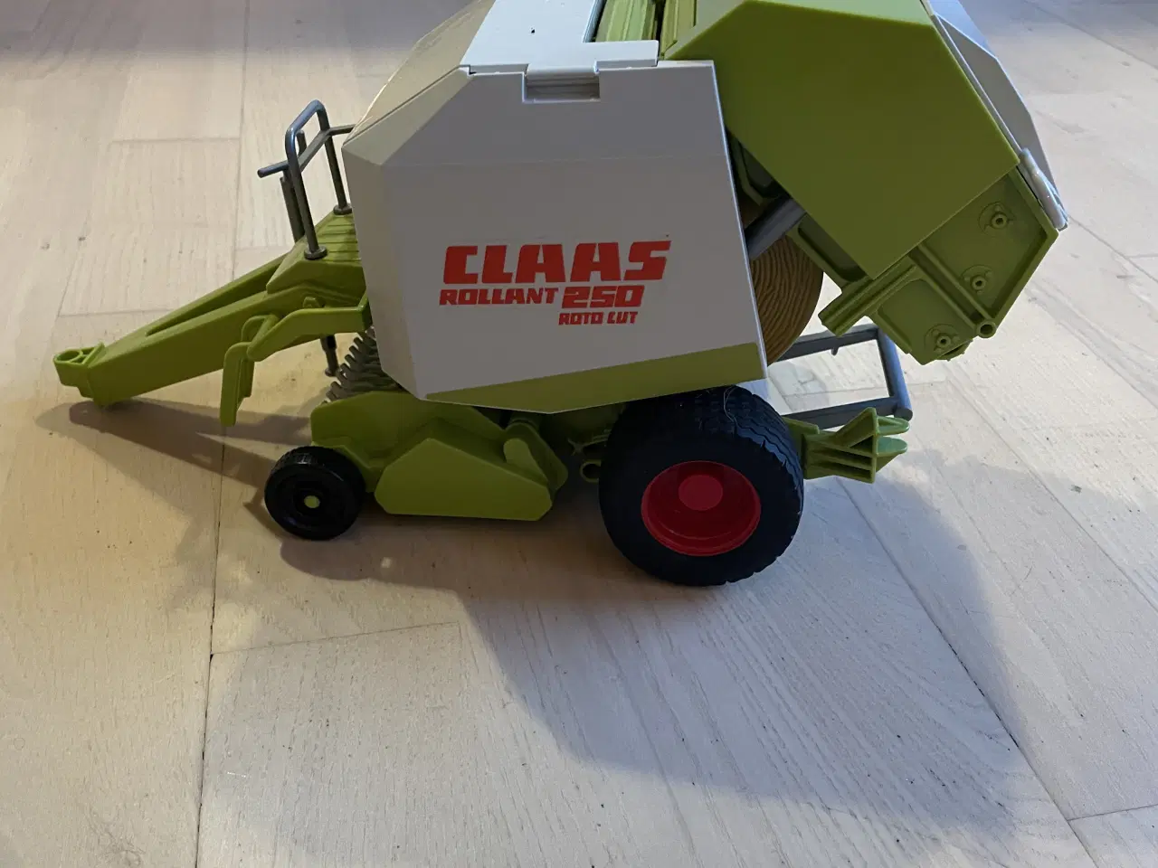 Billede 6 - Bruder fejemaskine, traktor mm.