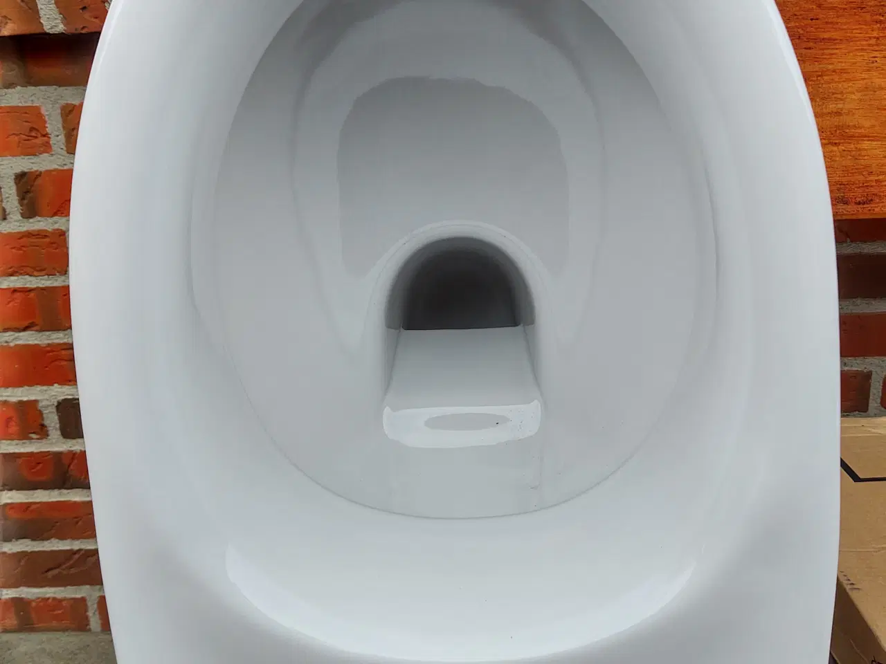 Billede 4 - Nyt toilet vægophæng model PRONORDICE/toiletbrætte