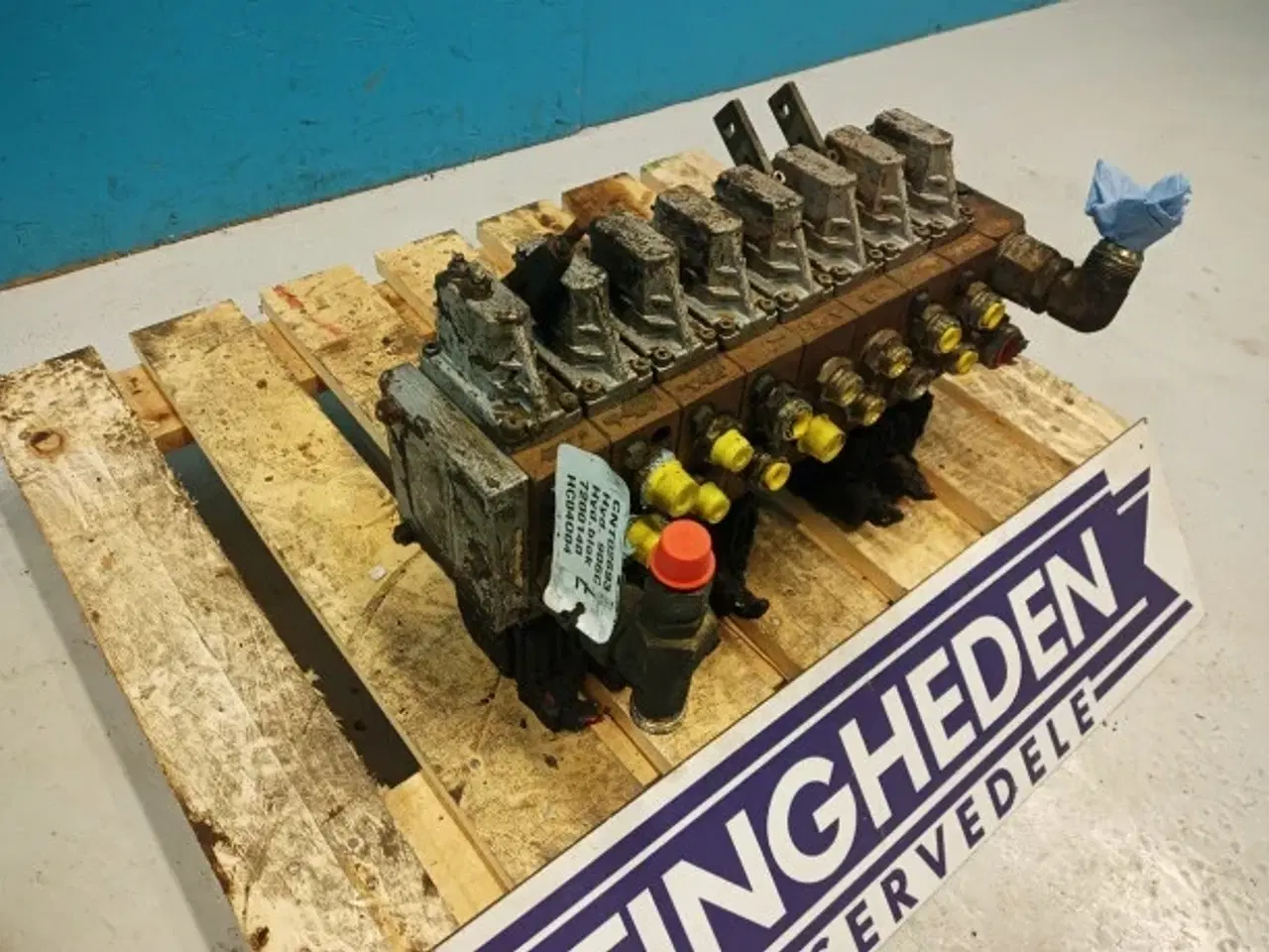 Billede 2 - Hydrema 906C Hydraulikventil 7200140