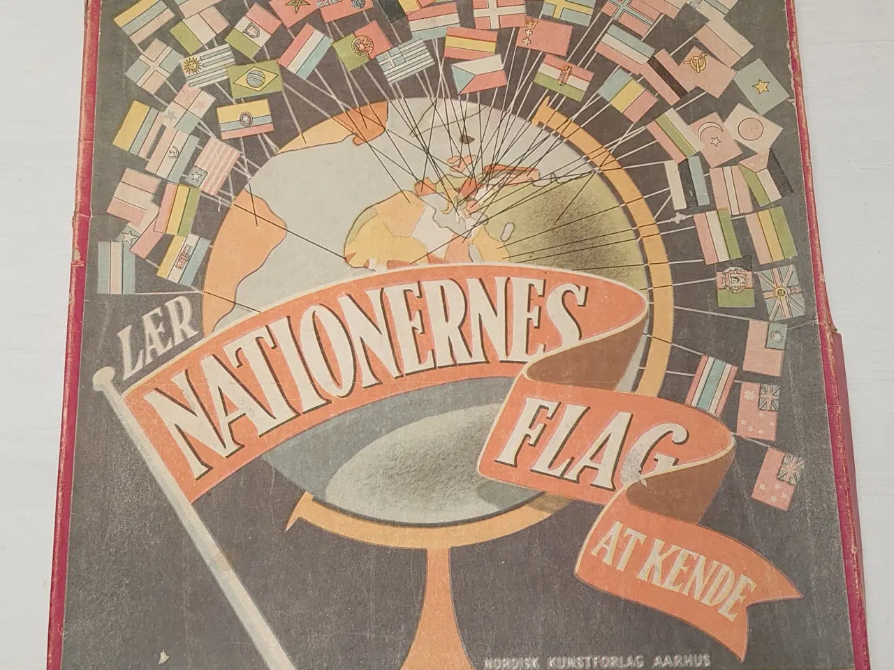 Billede 4 - Lær Nationernes Flag at kende. Sjældent. Ca 1942.