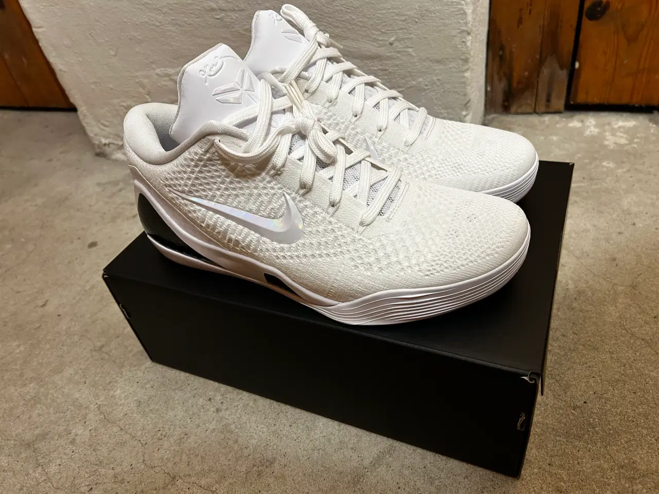 Billede 1 - Kobe 9 ProTro.