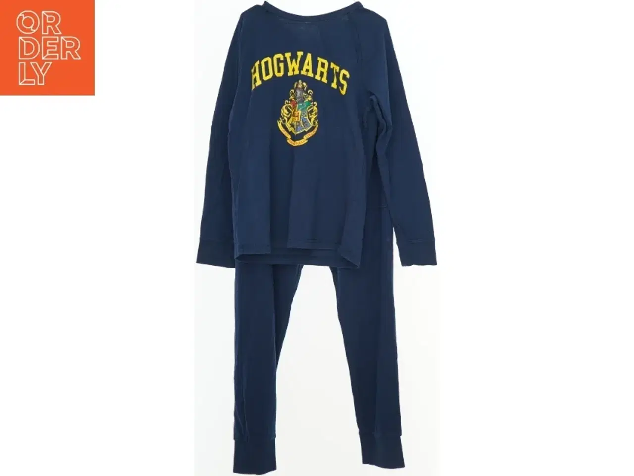 Billede 1 - Hogwarts pyjamas sæt fra H&M (str. 146)