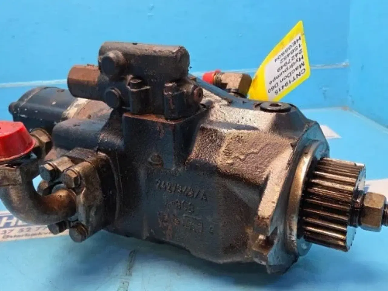 Billede 3 - MacDon D60 Hydraulikpumpe 2427949