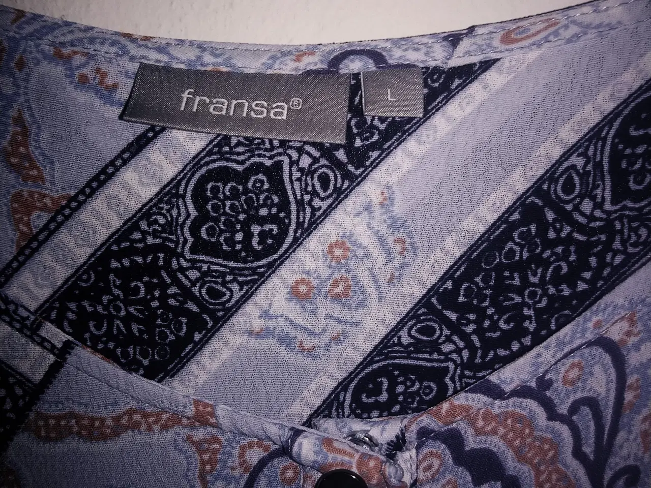 Billede 2 - Bluse med lange ærmer FRANSA str L