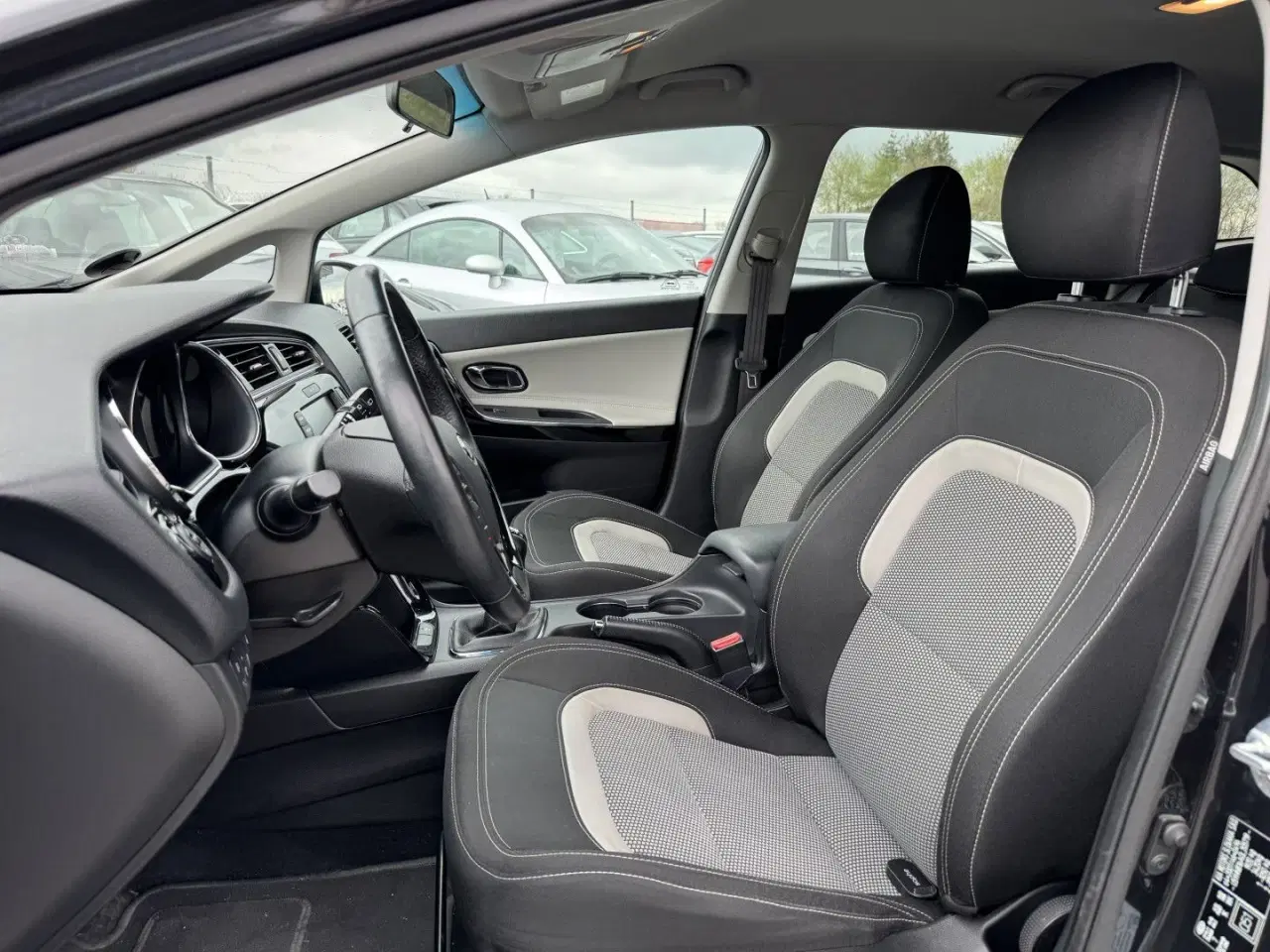 Billede 5 - Kia Ceed SW 1,6 CRDI Attraction 136HK Stc 6g