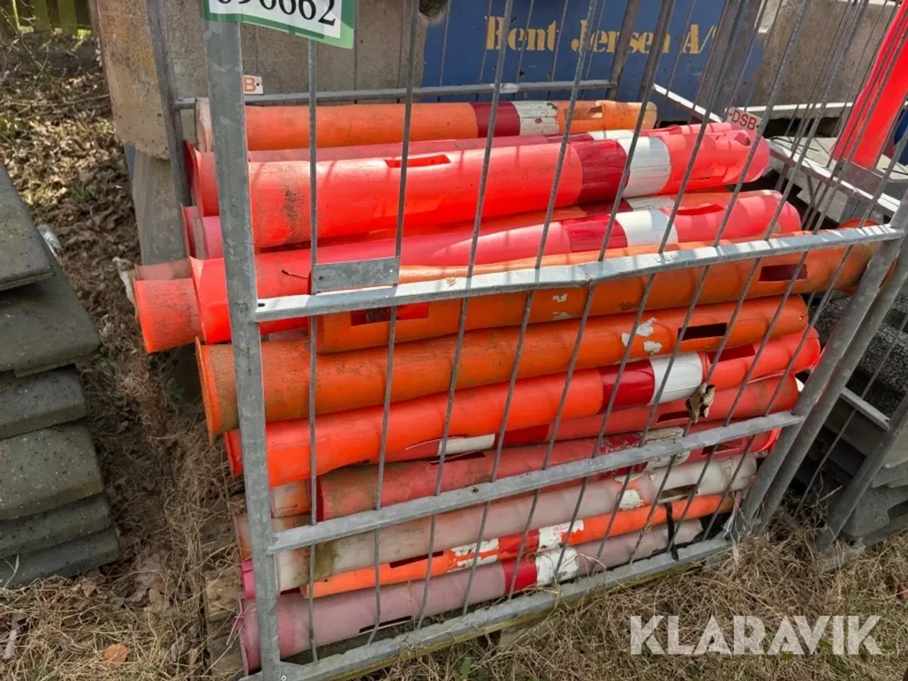 Billede 5 - Trafikkegler / afspærringsudstyr kegler og fødder