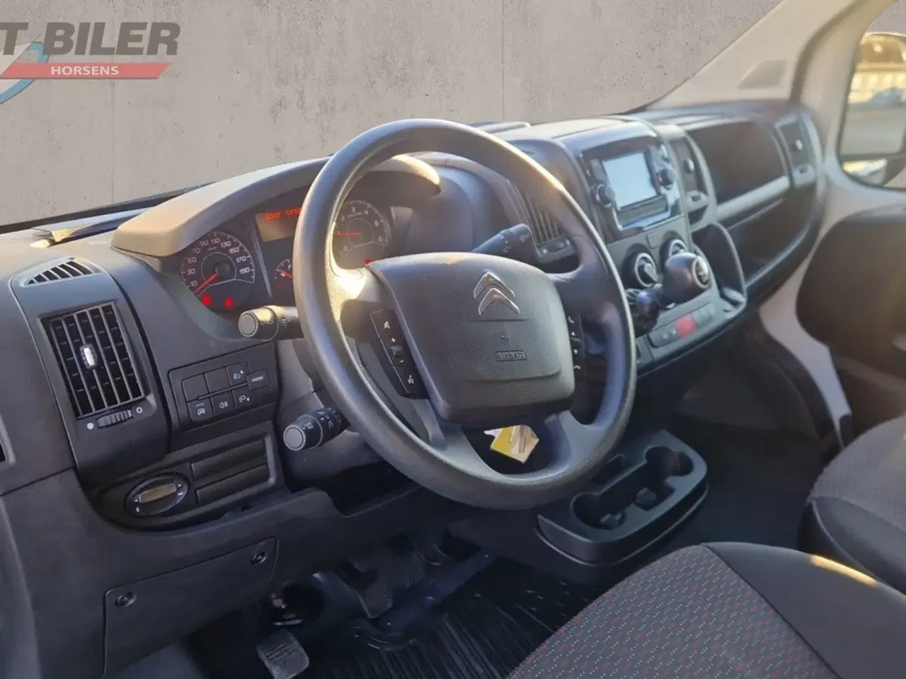 Billede 15 - Citroën Jumper 33 2,2 BlueHDi 140 L2H2 FlexLine