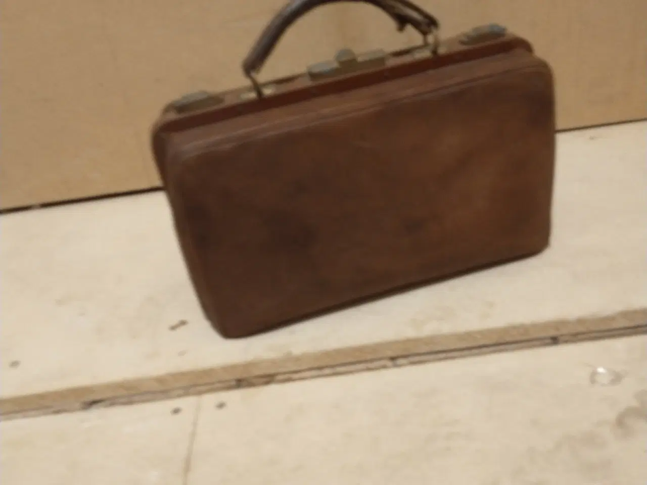Billede 2 - Antikke kufferter