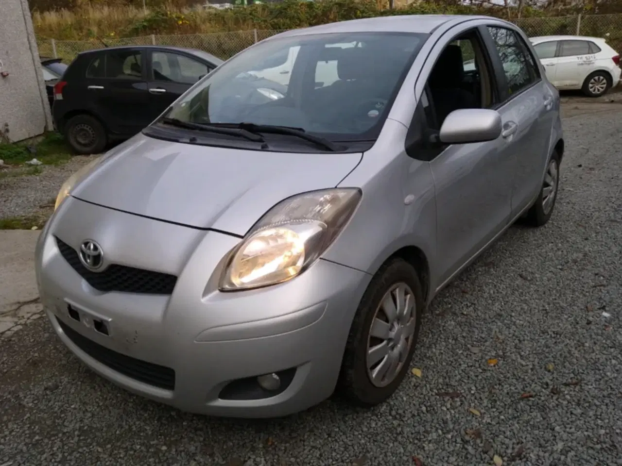 Billede 1 - 5 dørs, 1,4 D-4D, NYSYNET MED Partikel FILTER